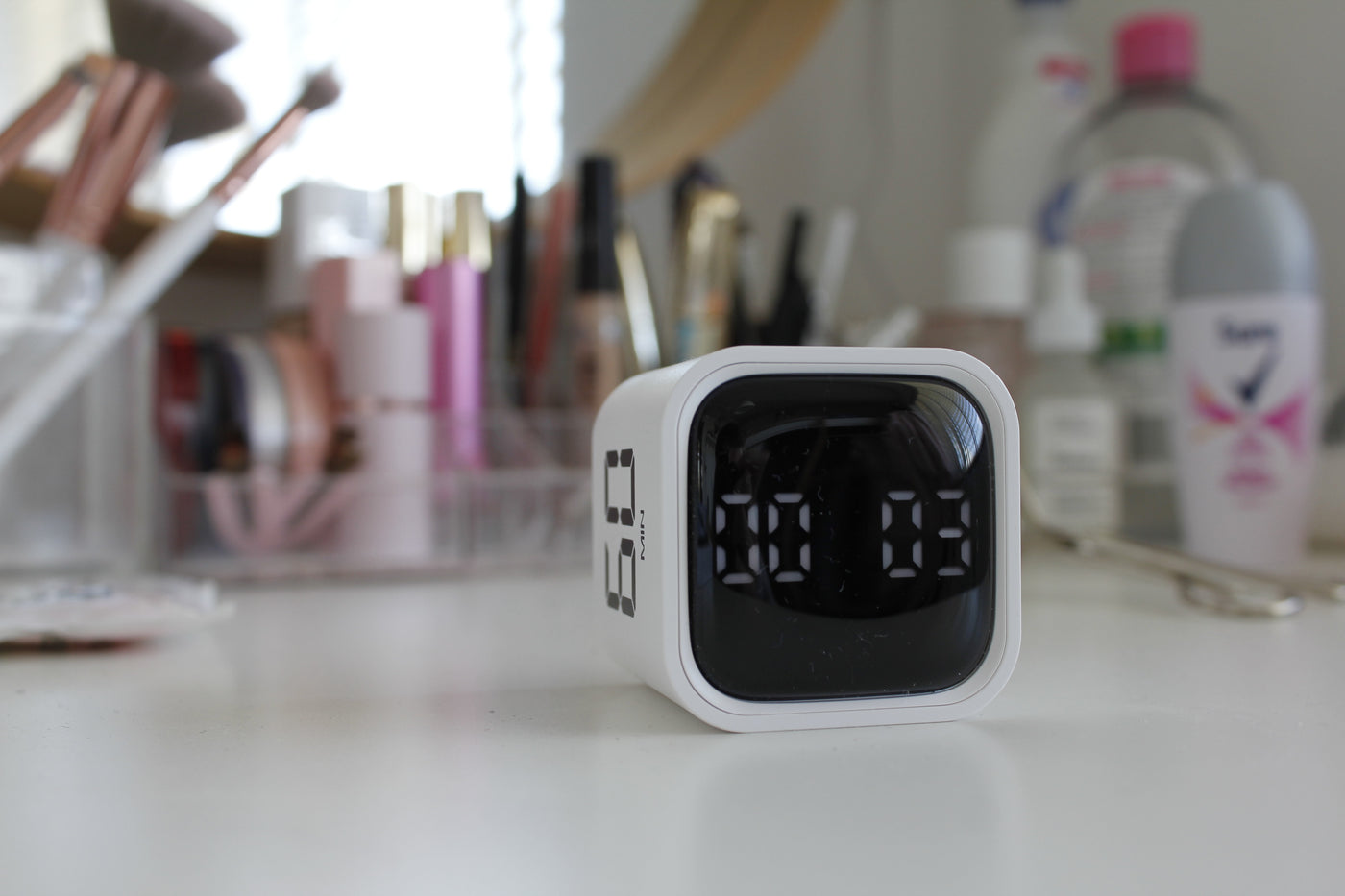 Gravity flip timer used in a home workspace